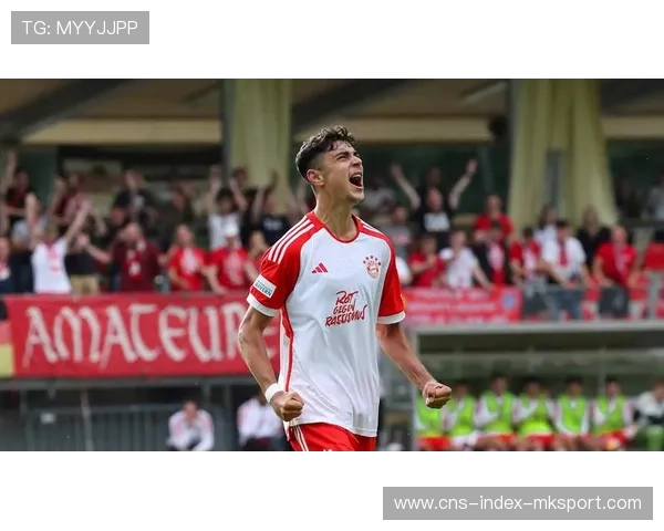 拜仁后防稳固多次化解危机,捍卫冠军梦想